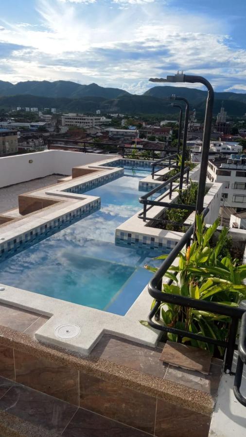 Okawango Hotel Girardot Exterior photo